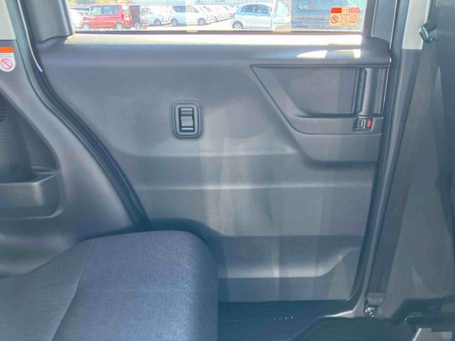 ムーヴＲＳターボエンジン　１５インチアルミ　バックカメラ　両側電動スライドドア　　電動駐車ブレーキ　ＬＥＤライト＆フォグ　コーナーセンサー　衝突被害軽減ブレーキ　ステアリングスイッチ　自動追従クルコン（千葉県）の中古車