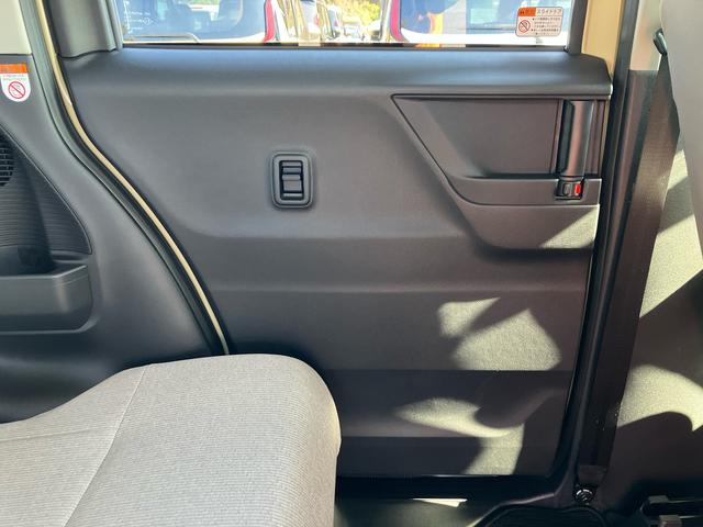 ムーヴＸバックカメラ／ステアリングスイッチ　左側電動スライドドア　ＬＥＤヘッドライト　スマートキー　オートエアコン　オート格納ドアミラー　オートライト／ハイビーム　コーナーセンサー　衝突被害軽減ブレーキ（千葉県）の中古車