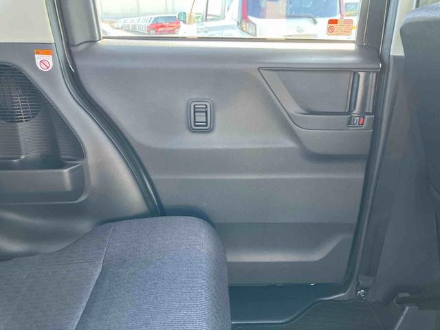 ムーヴＲＳターボエンジン　１５インチアルミ　バックカメラ　両側電動スライドドア　電動駐車ブレーキ　ＬＥＤライト＆フォグ　コーナーセンサー　衝突被害軽減ブレーキ　ステアリングスイッチ　自動追従クルコン（千葉県）の中古車