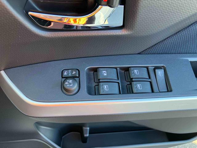 トールカスタムＧ　ターボ９型ＤＰオーディオ／ＢＴ／ＴＶ／Ｂカメラ／ステアリングスイッチ　ＬＥＤヘッド＆フォグランプ　自動追従クルコン　１５インチアルミ　両側パワスラ　電動駐車ブレーキ　コーナーセンサー　衝突被害軽減ブレーキ（千葉県）の中古車