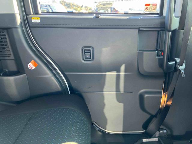 トールカスタムＧ　ターボ９型ＤＰオーディオ／ＢＴ／ＴＶ／Ｂカメラ／ステアリングスイッチ　ＬＥＤヘッド＆フォグランプ　自動追従クルコン　１５インチアルミ　両側パワスラ　電動駐車ブレーキ　コーナーセンサー　衝突被害軽減ブレーキ（千葉県）の中古車