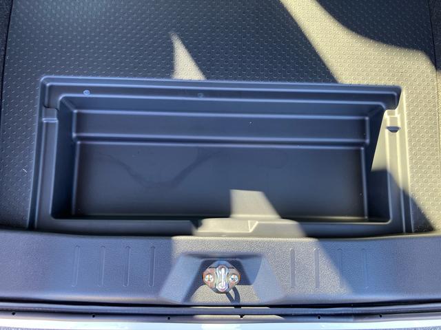 トールカスタムＧ　ターボ９型ＤＰオーディオ／ＢＴ／ＴＶ／Ｂカメラ／ステアリングスイッチ　ＬＥＤヘッド＆フォグランプ　自動追従クルコン　１５インチアルミ　両側パワスラ　電動駐車ブレーキ　コーナーセンサー　衝突被害軽減ブレーキ（千葉県）の中古車