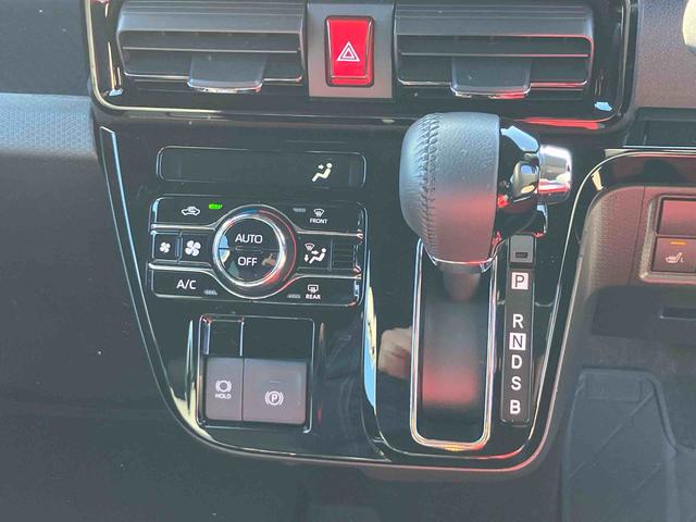 タントカスタムＲＳターボエンジン　１５インチアルミ　バックカメラ　両側電動スライドドア　シートヒーター　電動駐車ブレーキ　ＬＥＤライト＆フォグ　上下２段調節式デッキボード　コーナーセンサー　衝突被害軽減ブレーキ（千葉県）の中古車