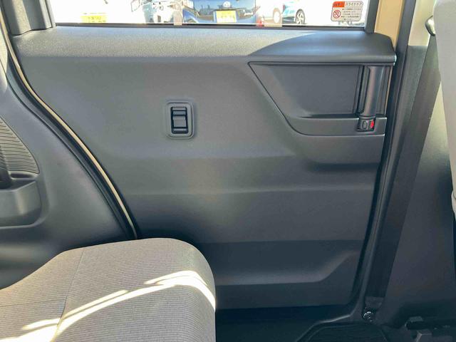 ムーヴＸバックカメラ／ステアリングスイッチ　左側電動スライドドア　ＬＥＤヘッドライト　スマートキー　オートエアコン　オート格納ドアミラー　オートライト／ハイビーム　コーナーセンサー　衝突被害軽減ブレーキ（千葉県）の中古車