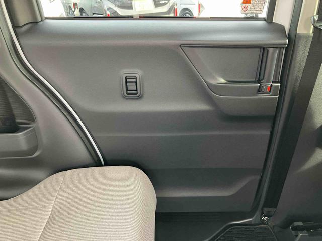 ムーヴＸバックカメラ／ステアリングスイッチ　左側電動スライドドア　ＬＥＤヘッドライト　スマートキー　オートエアコン　オート格納ドアミラー　オートライト／ハイビーム　コーナーセンサー　衝突被害軽減ブレーキ（千葉県）の中古車