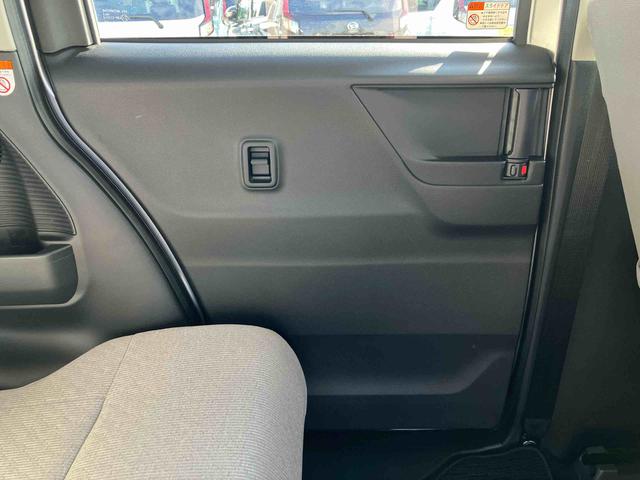 ムーヴＸバックカメラ／ステアリングスイッチ　左側電動スライドドア　ＬＥＤヘッドライト　スマートキー　オートエアコン　オート格納ドアミラー　オートライト／ハイビーム　コーナーセンサー　衝突被害軽減ブレーキ（千葉県）の中古車