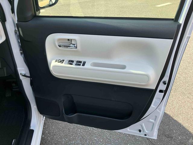 ムーヴキャンバスストライプスＧターボ両側電動スライドドア　ＬＥＤヘッドライト＆フォグランプ　シートヒーター　保温カップホルダー　電動駐車ブレーキ　バックカメラ　ステアリングスイッチ　自動追従クルコン　衝突被害軽減ブレーキ（千葉県）の中古車