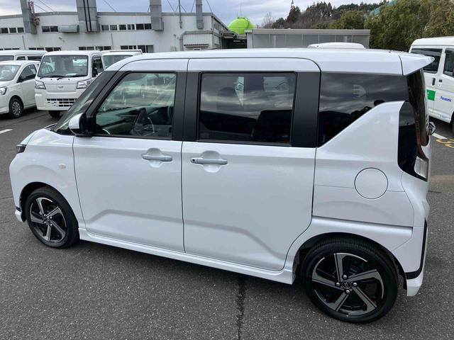 ムーヴＲＳターボエンジン　１５インチアルミ　バックカメラ　両側電動スライドドア　　電動駐車ブレーキ　ＬＥＤライト＆フォグ　コーナーセンサー　衝突被害軽減ブレーキ　ステアリングスイッチ　自動追従クルコン（千葉県）の中古車