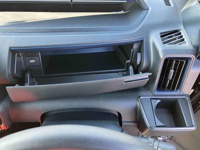 タントカスタムＲＳターボエンジン　１５インチアルミ　バックカメラ　両側電動スライドドア　シートヒーター　電動駐車ブレーキ　ＬＥＤライト＆フォグ　上下２段調節式デッキボード　コーナーセンサー　衝突被害軽減ブレーキ（千葉県）の中古車