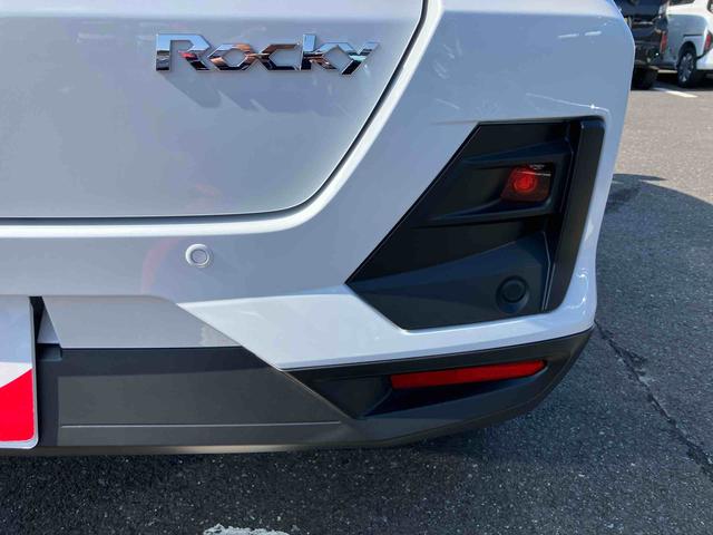 ロッキープレミアムＧアダプティブクルコン　ＬＥＤヘッドライト＆フォグランプ　バックフォグランプ　１７インチアルミホイール　シートヒーター　電動駐車ブレーキ　コーナーセンサー　衝突被害軽減ブレーキ（千葉県）の中古車