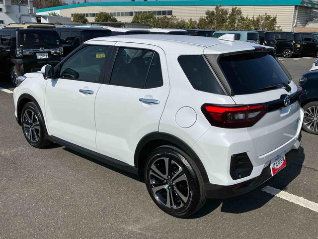 ロッキープレミアムＧアダプティブクルコン　ＬＥＤヘッドライト＆フォグランプ　バックフォグランプ　１７インチアルミホイール　シートヒーター　電動駐車ブレーキ　コーナーセンサー　衝突被害軽減ブレーキ（千葉県）の中古車