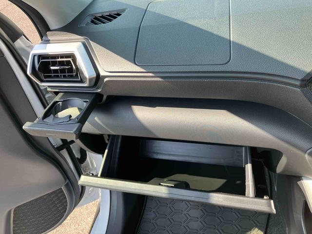 ロッキープレミアムＧアダプティブクルコン　ＬＥＤヘッドライト＆フォグランプ　バックフォグランプ　１７インチアルミホイール　シートヒーター　電動駐車ブレーキ　コーナーセンサー　衝突被害軽減ブレーキ（千葉県）の中古車