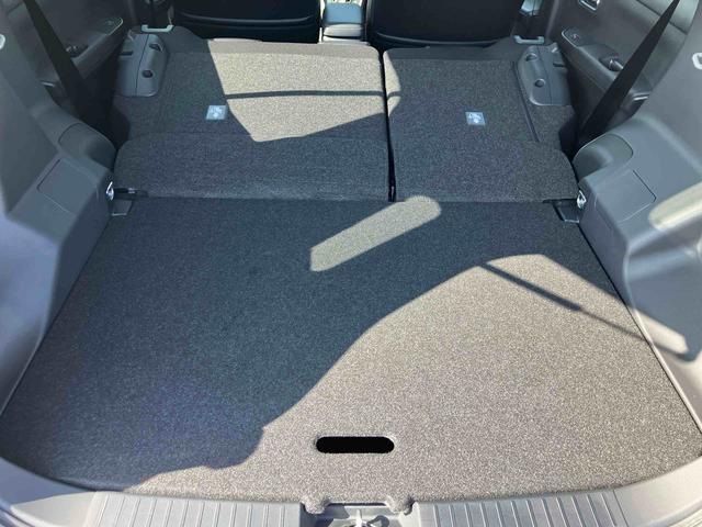 ロッキープレミアムＧアダプティブクルコン　ＬＥＤヘッドライト＆フォグランプ　バックフォグランプ　１７インチアルミホイール　シートヒーター　電動駐車ブレーキ　コーナーセンサー　衝突被害軽減ブレーキ（千葉県）の中古車