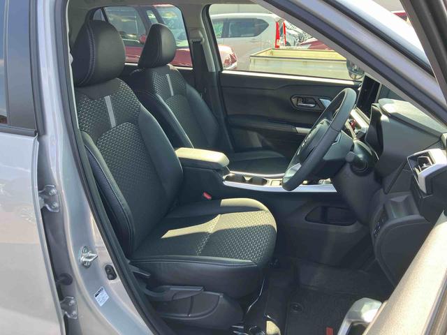 ロッキープレミアムＧ　ＨＥＶバックカメラ　アダプティブクルコン　ＬＥＤヘッドライト＆フォグランプ　バックフォグランプ　１７インチアルミホイール　シートヒーター　電動駐車ブレーキ　コーナーセンサー　衝突被害軽減ブレーキ（千葉県）の中古車