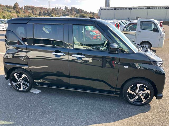 ムーヴＲＳターボエンジン　１５インチアルミ　バックカメラ　両側電動スライドドア　　電動駐車ブレーキ　ＬＥＤライト＆フォグ　コーナーセンサー　衝突被害軽減ブレーキ　ステアリングスイッチ　自動追従クルコン（千葉県）の中古車