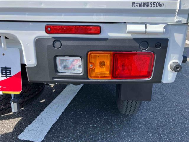 ハイゼットトラックスタンダード 農用スペシャルCVT 電子制御式4WD 荷台LEDライト リヤ4枚リーフスプリング スーパーデフロック 衝突被害軽減ブレーキ コーナーセンサー スピーカー一体型AM/FMラジオ エアコン パワステ(千葉県)の中古車