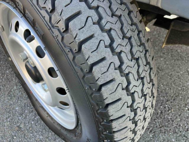 ハイゼットトラックスタンダード 農用スペシャル電子制御式4WD 荷台LEDライト リヤ4枚リーフスプリング スーパーデフロック 衝突被害軽減ブレーキ コーナーセンサー スピーカー一体型AM/FMラジオ エアコン パワステ(千葉県)の中古車