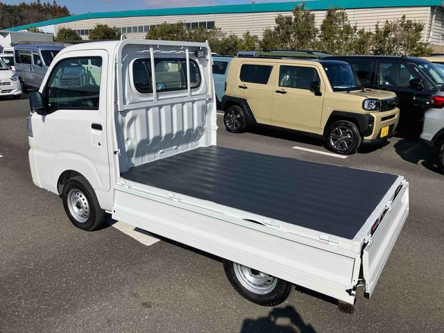 ハイゼットトラックスタンダード 農用スペシャル電子制御式4WD 荷台LEDライト リヤ4枚リーフスプリング スーパーデフロック 衝突被害軽減ブレーキ コーナーセンサー スピーカー一体型AM/FMラジオ エアコン パワステ(千葉県)の中古車