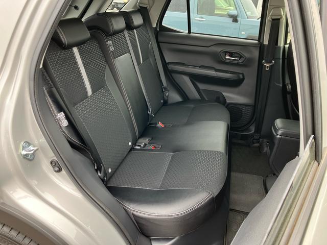 ロッキープレミアムＧ　ＨＥＶバックカメラ　アダプティブクルコン　ＬＥＤヘッドライト＆フォグランプ　バックフォグランプ　１７インチアルミホイール　シートヒーター　電動駐車ブレーキ　コーナーセンサー　衝突被害軽減ブレーキ（千葉県）の中古車