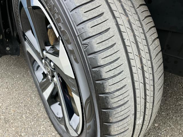 ロッキープレミアムＧ　ＨＥＶバックカメラ　アダプティブクルコン　ＬＥＤヘッドライト＆フォグランプ　バックフォグランプ　１７インチアルミホイール　シートヒーター　電動駐車ブレーキ　コーナーセンサー　衝突被害軽減ブレーキ（千葉県）の中古車