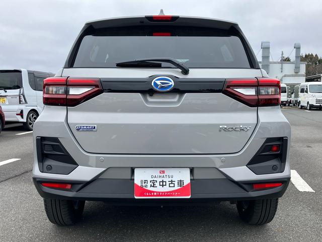 ロッキープレミアムＧ　ＨＥＶバックカメラ　アダプティブクルコン　ＬＥＤヘッドライト＆フォグランプ　バックフォグランプ　１７インチアルミホイール　シートヒーター　電動駐車ブレーキ　コーナーセンサー　衝突被害軽減ブレーキ（千葉県）の中古車