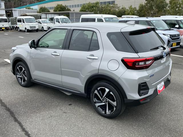 ロッキープレミアムＧ　ＨＥＶバックカメラ　アダプティブクルコン　ＬＥＤヘッドライト＆フォグランプ　バックフォグランプ　１７インチアルミホイール　シートヒーター　電動駐車ブレーキ　コーナーセンサー　衝突被害軽減ブレーキ（千葉県）の中古車