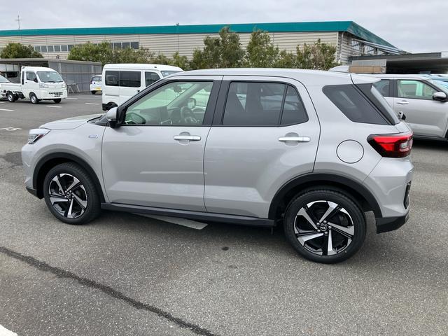 ロッキープレミアムＧ　ＨＥＶバックカメラ　アダプティブクルコン　ＬＥＤヘッドライト＆フォグランプ　バックフォグランプ　１７インチアルミホイール　シートヒーター　電動駐車ブレーキ　コーナーセンサー　衝突被害軽減ブレーキ（千葉県）の中古車