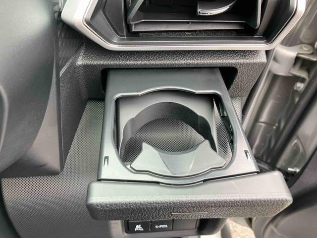 ロッキープレミアムＧ　ＨＥＶバックカメラ　アダプティブクルコン　ＬＥＤヘッドライト＆フォグランプ　バックフォグランプ　１７インチアルミホイール　シートヒーター　電動駐車ブレーキ　コーナーセンサー　衝突被害軽減ブレーキ（千葉県）の中古車