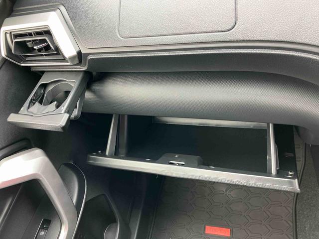 ロッキープレミアムＧ　ＨＥＶバックカメラ　アダプティブクルコン　ＬＥＤヘッドライト＆フォグランプ　バックフォグランプ　１７インチアルミホイール　シートヒーター　電動駐車ブレーキ　コーナーセンサー　衝突被害軽減ブレーキ（千葉県）の中古車