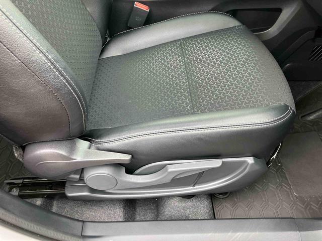 ロッキープレミアムＧ　ＨＥＶバックカメラ　アダプティブクルコン　ＬＥＤヘッドライト＆フォグランプ　バックフォグランプ　１７インチアルミホイール　シートヒーター　電動駐車ブレーキ　コーナーセンサー　衝突被害軽減ブレーキ（千葉県）の中古車