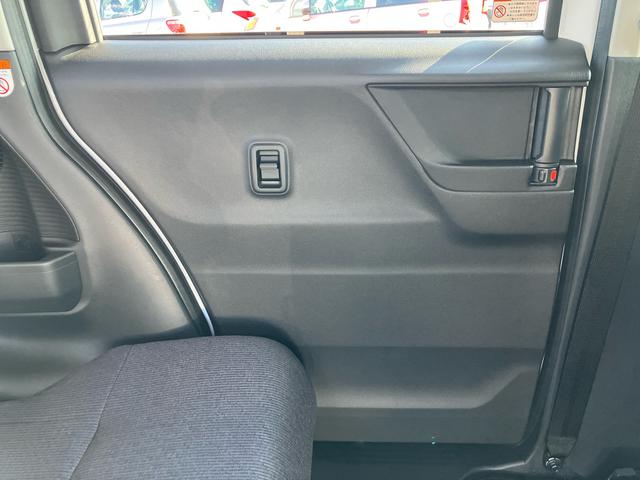 ムーヴＲＳターボエンジン　１５インチアルミ　バックカメラ　両側電動スライドドア　　電動駐車ブレーキ　ＬＥＤライト＆フォグ　コーナーセンサー　衝突被害軽減ブレーキ　ステアリングスイッチ　自動追従クルコン（千葉県）の中古車