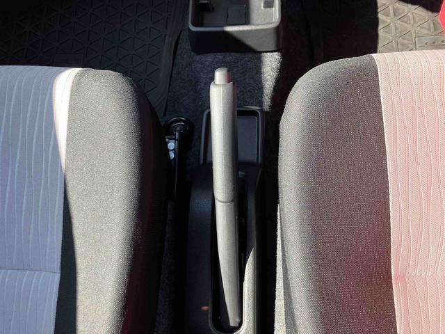 ミライースＸ　ＳＡIIIＬＥＤヘッドライト　電動格納ドアミラー　プライバシーガラス　リヤシートヘッドレスト　オートライト　キーレスエントリー　セキュリティアラーム　横滑り防止装置　コーナーセンサー　衝突被害軽減ブレーキ（千葉県）の中古車