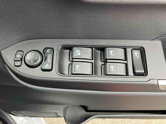 タントカスタムＸバックカメラ　両側電動スライドドア　１４インチアルミ　ＬＥＤヘッド＆フォグランプ　シートヒーター　電動駐車ブレーキ　オートライト　上下２段調節式デッキボード　コーナーセンサー　衝突被害軽減ブレーキ（千葉県）の中古車