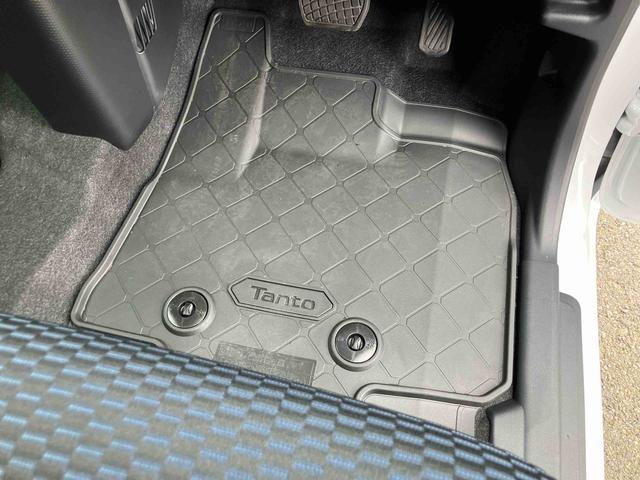タントカスタムＸバックカメラ　両側電動スライドドア　１４インチアルミ　ＬＥＤヘッド＆フォグランプ　シートヒーター　電動駐車ブレーキ　オートライト　上下２段調節式デッキボード　コーナーセンサー　衝突被害軽減ブレーキ（千葉県）の中古車
