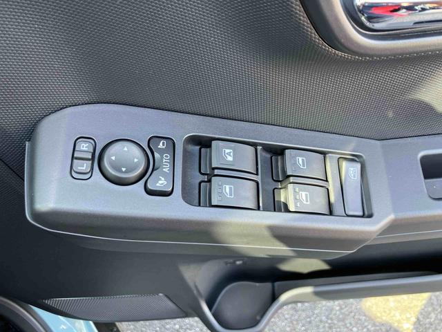 タフトＧターボガラスルーフ　ルーフレール　１５インチアルミホイール　ＬＥＤヘッドライト＆フォグランプ　バックカメラ　シートヒーター　電動パーキングブレーキ　アダプティブクルコン　衝突被害軽減ブレーキ（千葉県）の中古車