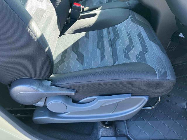 タントファンクロスターボルーフレール　１５インチアルミ　バックカメラ　両側電動スライドドア　シートヒーター　電動駐車ブレーキ　ＬＥＤライト＆フォグ　上下２段調節式デッキボード　コーナーセンサー　衝突被害軽減ブレーキ（千葉県）の中古車