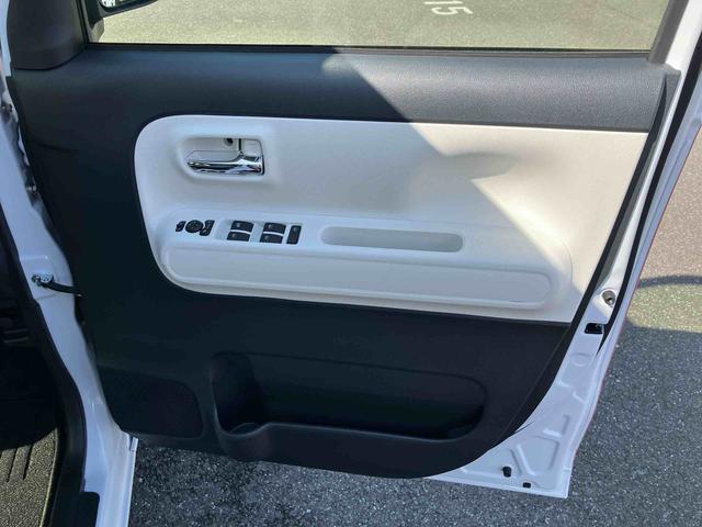 ムーヴキャンバスストライプスＧターボ両側電動スライドドア　ＬＥＤヘッドライト＆フォグランプ　シートヒーター　保温カップホルダー　電動駐車ブレーキ　バックカメラ　ステアリングスイッチ　自動追従クルコン　衝突被害軽減ブレーキ（千葉県）の中古車