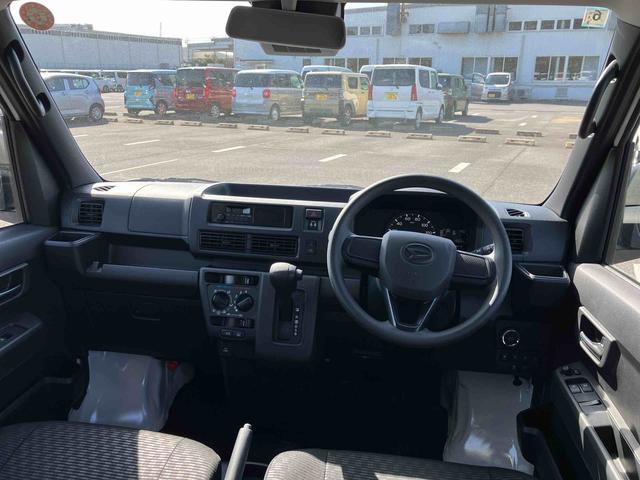 ハイゼットカーゴデラックス　４ＷＤスマートキー　電動格納ドアミラー　リヤヒーター　イージークローザー　プライバシーガラス　フロントパワーウィンドウ　オーバーヘッドシェルフ　スピーカー一体型ＡＭ・ＦＭラジオ　衝突被害軽減ブレーキ（千葉県）の中古車