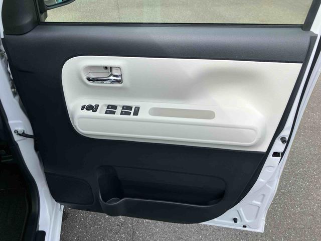 ムーヴキャンバスストライプスＧターボ両側電動スライドドア　ＬＥＤヘッドライト＆フォグランプ　シートヒーター　保温カップホルダー　電動駐車ブレーキ　バックカメラ　ステアリングスイッチ　自動追従クルコン　衝突被害軽減ブレーキ（千葉県）の中古車