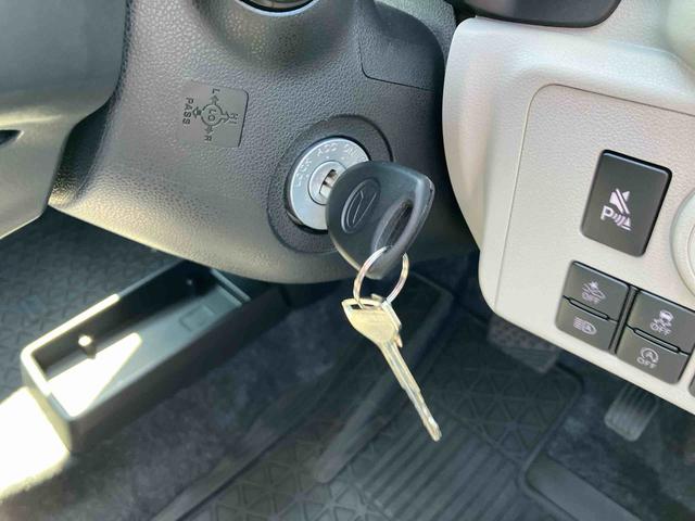 ミライースＸ　ＳＡIIIＬＥＤヘッドライト　電動格納ドアミラー　プライバシーガラス　リヤシートヘッドレスト　オートライト　キーレスエントリー　セキュリティアラーム　横滑り防止装置　コーナーセンサー　衝突被害軽減ブレーキ（千葉県）の中古車