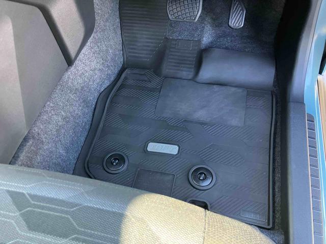 タフトＧターボ　ダーククロムベンチャー前後ダークガーニッシュ　ガラスルーフ　ルーフレール　１５インチアルミ　ＬＥＤヘッドライト＆フォグランプ　バックカメラ　シートヒーター　電動駐車ブレーキ　自動追従クルコン　衝突被害軽減ブレーキ（千葉県）の中古車