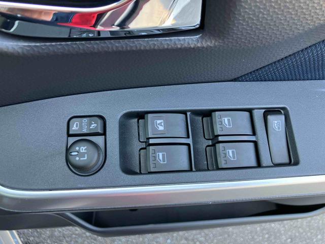 トールカスタムＧ９型ＤＰオーディオ／ＢＴ／ＴＶ／Ｂカメラ／ステアリングスイッチ　ＬＥＤヘッド＆フォグランプ　自動追従クルコン　１４インチアルミ　両側パワスラ　電動駐車ブレーキ　コーナーセンサー　衝突被害軽減ブレーキ（千葉県）の中古車