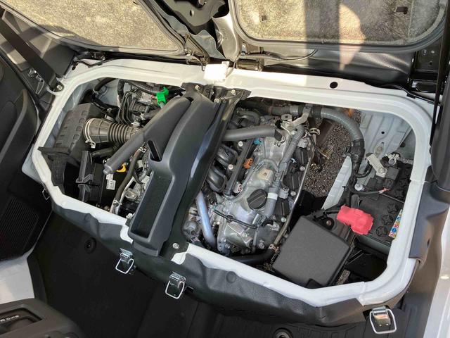 ハイゼットカーゴデラックス衝突被害軽減ブレーキ コーナーセンサー オートライト プライバシーガラス フロントパワーウィンドウ オーバーヘッドシェルフ スピーカー一体型AM・FMラジオ キーレスエントリー アイドリングストップ(千葉県)の中古車