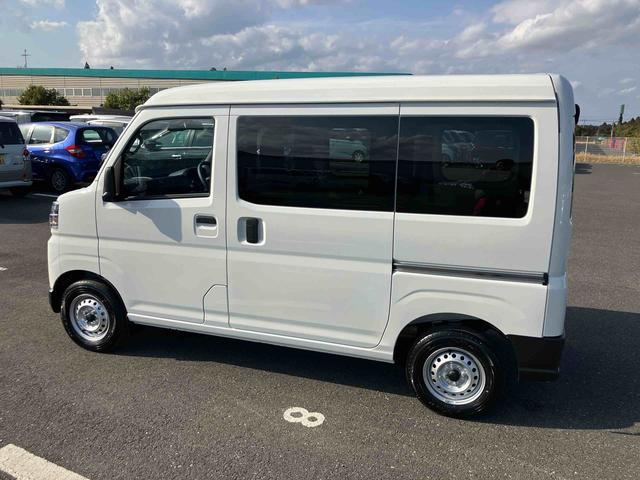 ハイゼットカーゴデラックス衝突被害軽減ブレーキ　コーナーセンサー　オートライト　プライバシーガラス　フロントパワーウィンドウ　オーバーヘッドシェルフ　スピーカー一体型ＡＭ・ＦＭラジオ　キーレスエントリー　アイドリングストップ（千葉県）の中古車