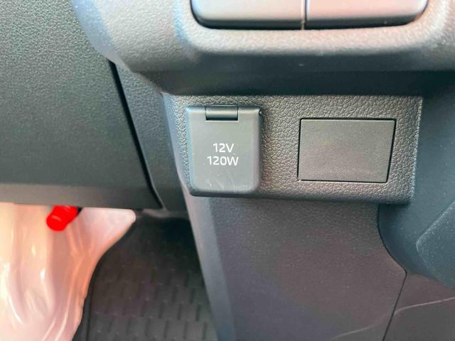 ハイゼットカーゴデラックス衝突被害軽減ブレーキ　コーナーセンサー　オートライト　プライバシーガラス　フロントパワーウィンドウ　オーバーヘッドシェルフ　スピーカー一体型ＡＭ・ＦＭラジオ　キーレスエントリー　アイドリングストップ（千葉県）の中古車