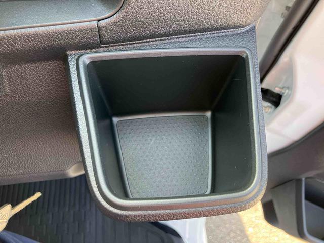 ハイゼットカーゴデラックス衝突被害軽減ブレーキ　コーナーセンサー　オートライト　プライバシーガラス　フロントパワーウィンドウ　オーバーヘッドシェルフ　スピーカー一体型ＡＭ・ＦＭラジオ　キーレスエントリー　アイドリングストップ（千葉県）の中古車