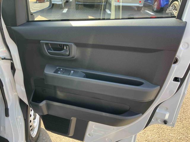 ハイゼットカーゴデラックス衝突被害軽減ブレーキ　コーナーセンサー　オートライト　プライバシーガラス　フロントパワーウィンドウ　オーバーヘッドシェルフ　スピーカー一体型ＡＭ・ＦＭラジオ　キーレスエントリー　アイドリングストップ（千葉県）の中古車
