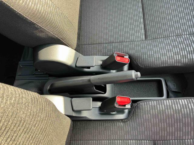 ハイゼットカーゴデラックス衝突被害軽減ブレーキ　コーナーセンサー　オートライト　プライバシーガラス　フロントパワーウィンドウ　オーバーヘッドシェルフ　スピーカー一体型ＡＭ・ＦＭラジオ　キーレスエントリー　アイドリングストップ（千葉県）の中古車