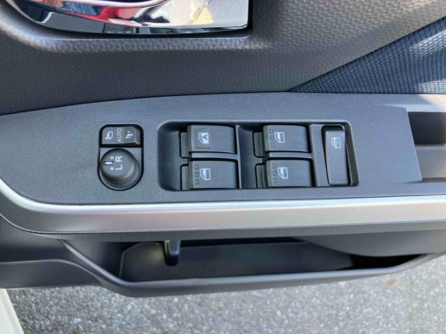 トールカスタムＧ９型ＤＰオーディオ／ＢＴ／ＴＶ／Ｂカメラ／ステアリングスイッチ　ＬＥＤヘッド＆フォグランプ　自動追従クルコン　１４インチアルミ　両側パワスラ　電動駐車ブレーキ　コーナーセンサー　衝突被害軽減ブレーキ（千葉県）の中古車