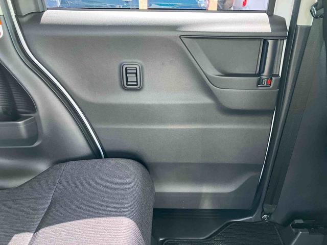 ムーヴRSターボエンジン 15インチアルミ バックカメラ 両側電動スライドドア 電動駐車ブレーキ LEDライト&フォグ コーナーセンサー 衝突被害軽減ブレーキ ステアリングスイッチ 自動追従クルコン(千葉県)の中古車